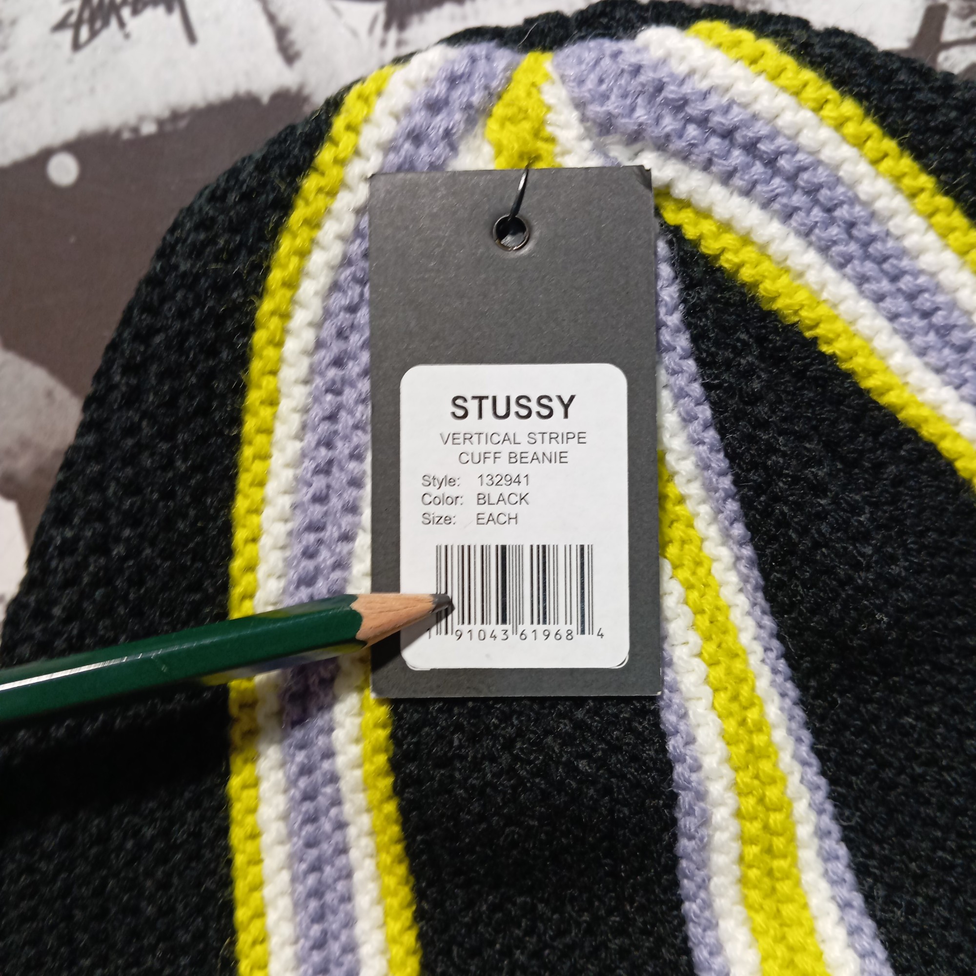 Stüssy VERTICAL STRIPE CUFF BEANIE | decidecrisp | REVERSIBLE