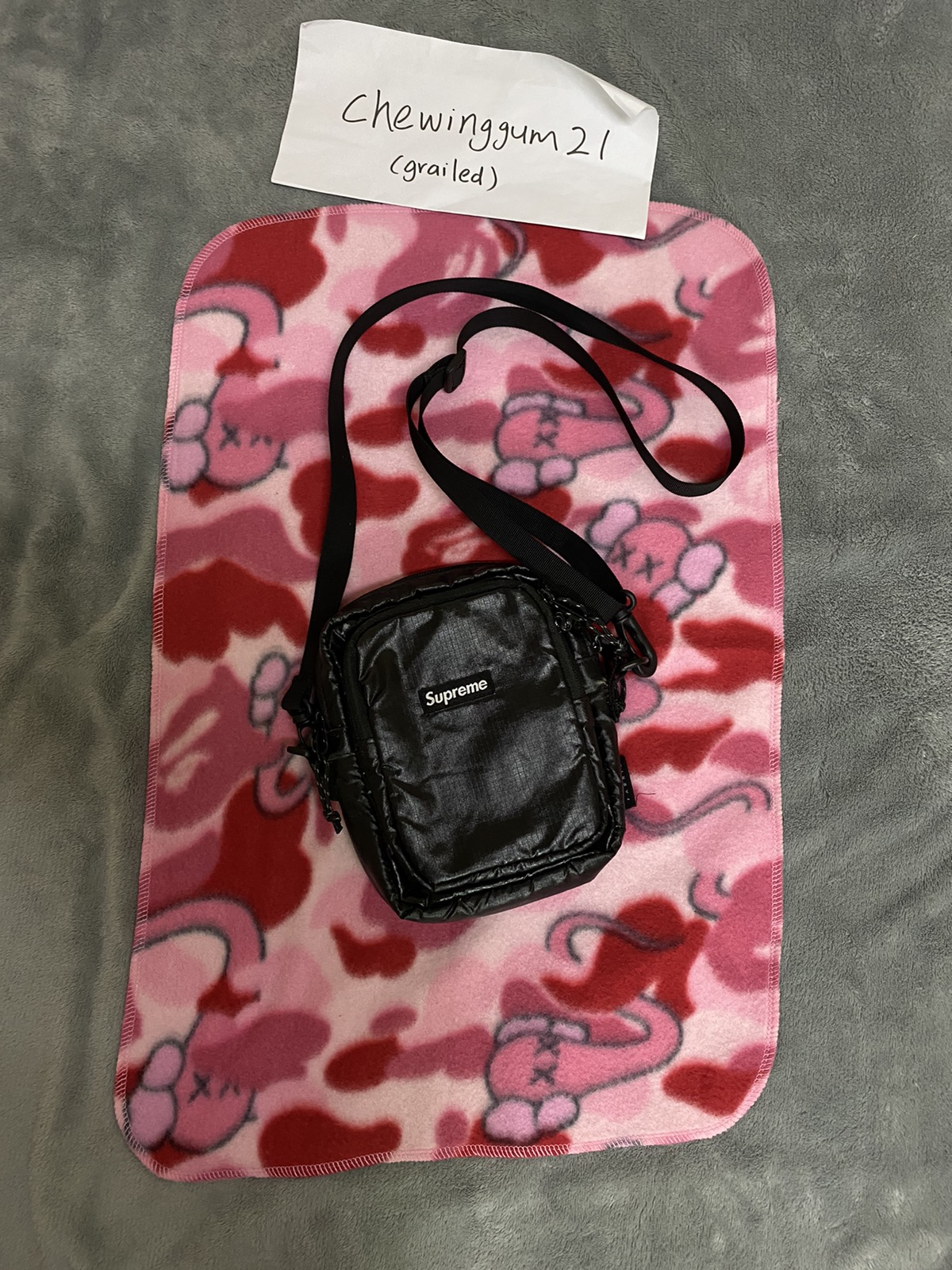 Fw17 shoulder bag clearance