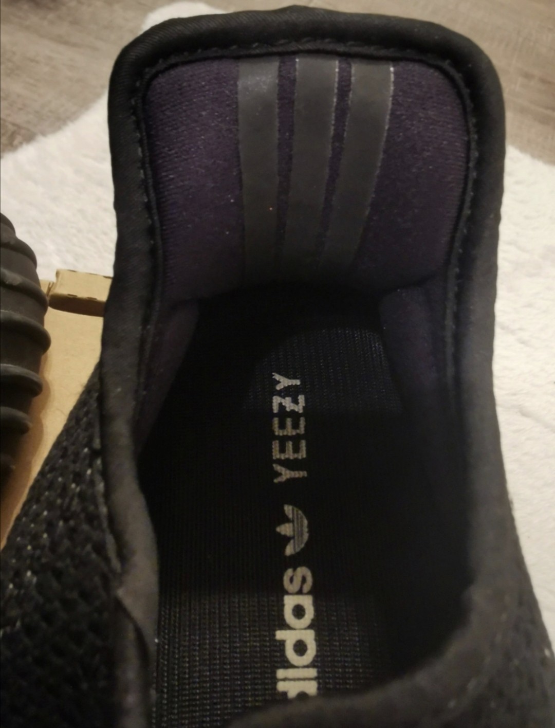 Other Designers Yeezy Boost - 350 v2 Oreo | ayguen1998 | REVERSIBLE