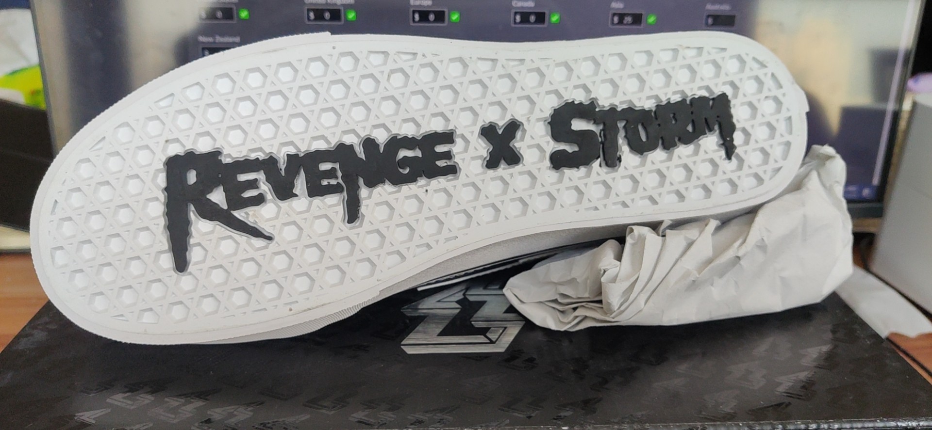 Other Designers Revenge X Storm Revenge x Storm Black '3M