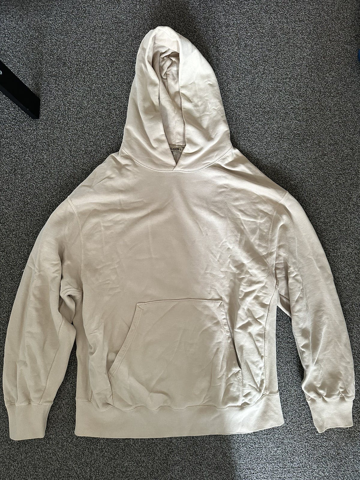 Yeezy season 4 hoodie hotsell