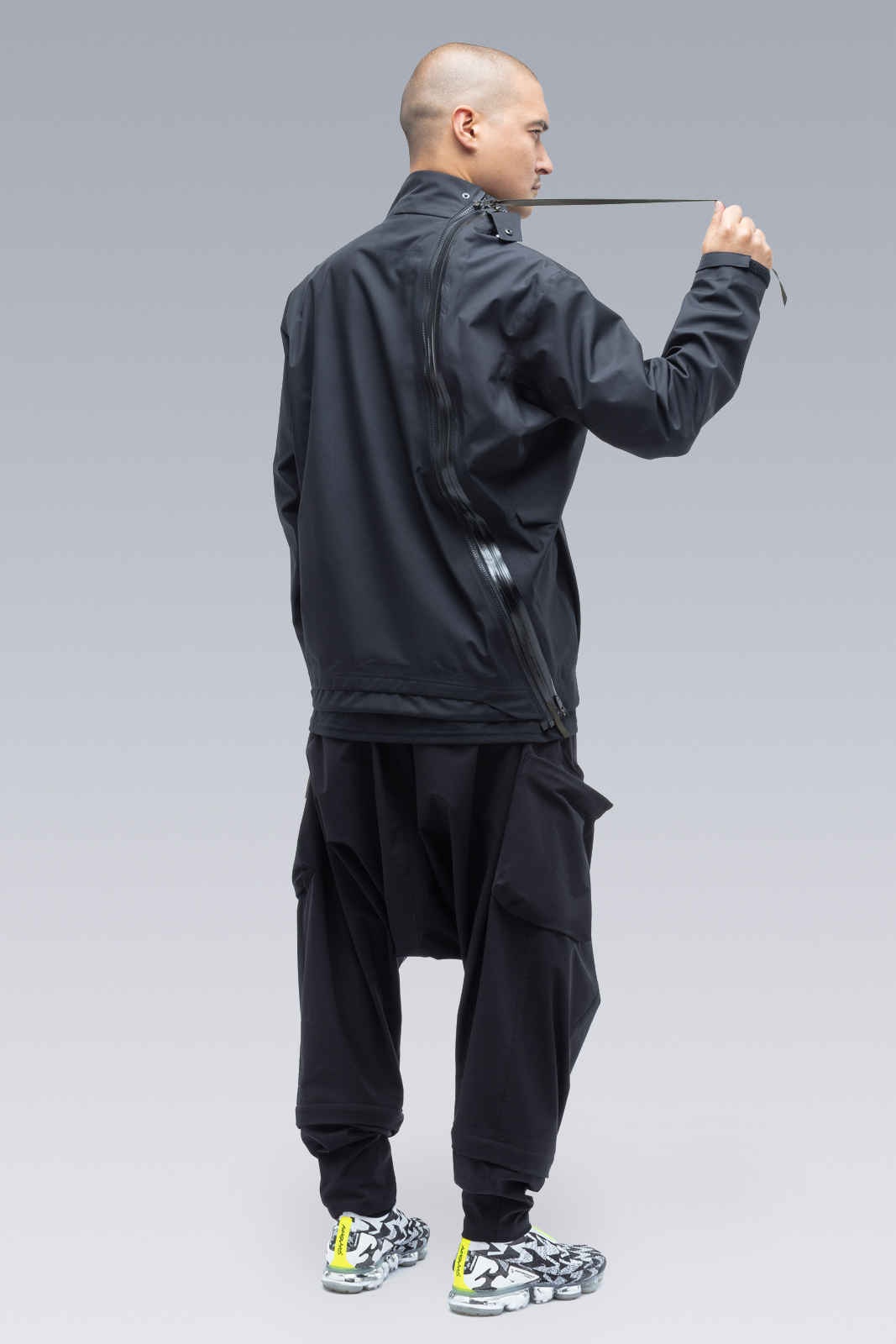 J41-GTV 2.5L Gore-Tex® Drop-in Jacket Black - 18