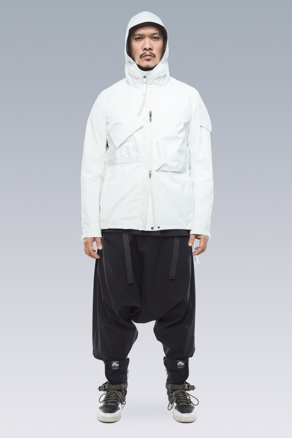J47TS-GT-WHT 3L Gore-Tex® Pro Tec Sys Interops Jacket White - 34