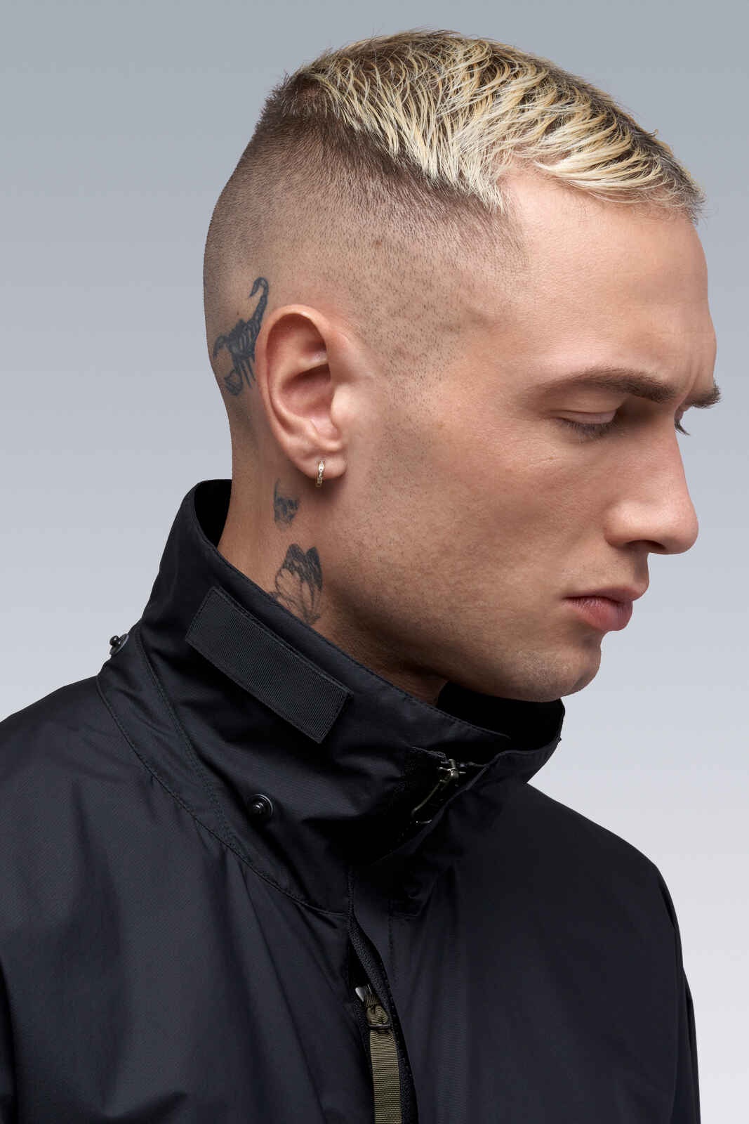 J28-WS 2L Gore-Tex Infinium™ Windstopper® Interops Jacket Black - 11