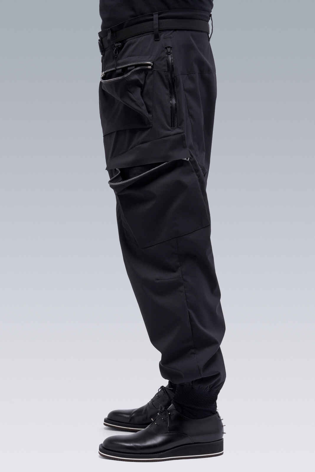 P38-E Encapsulated Nylon Cargo Pant Black - 6