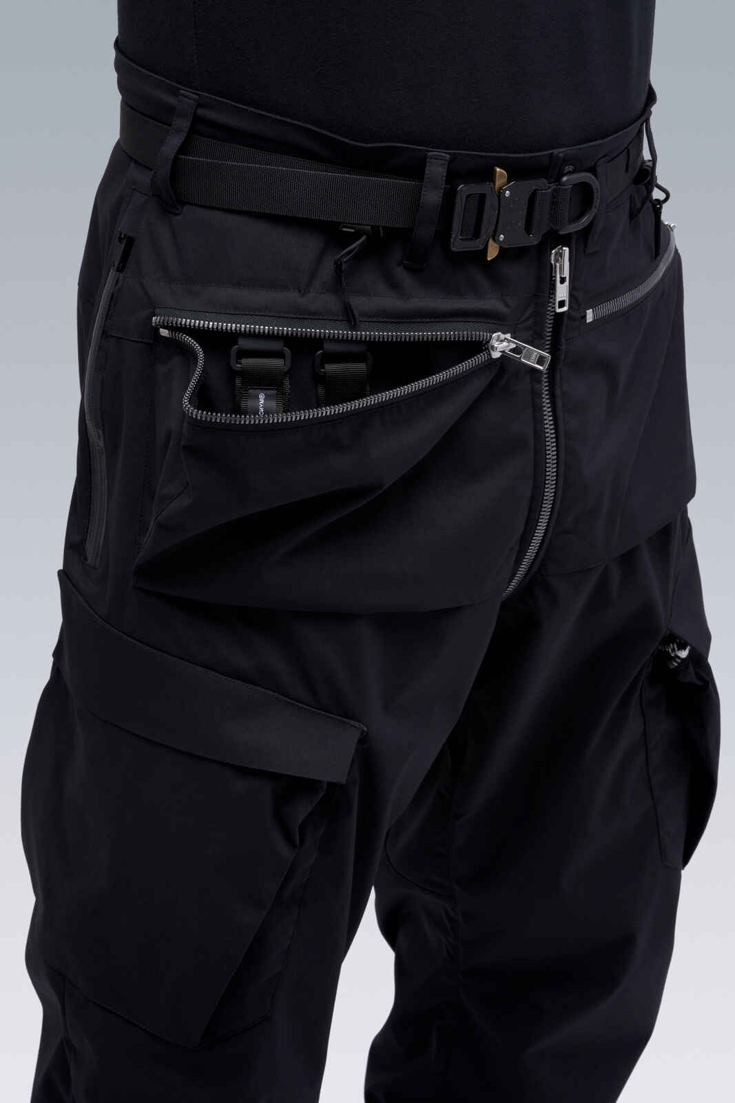 P38-E Encapsulated Nylon Cargo Pant Black - 12