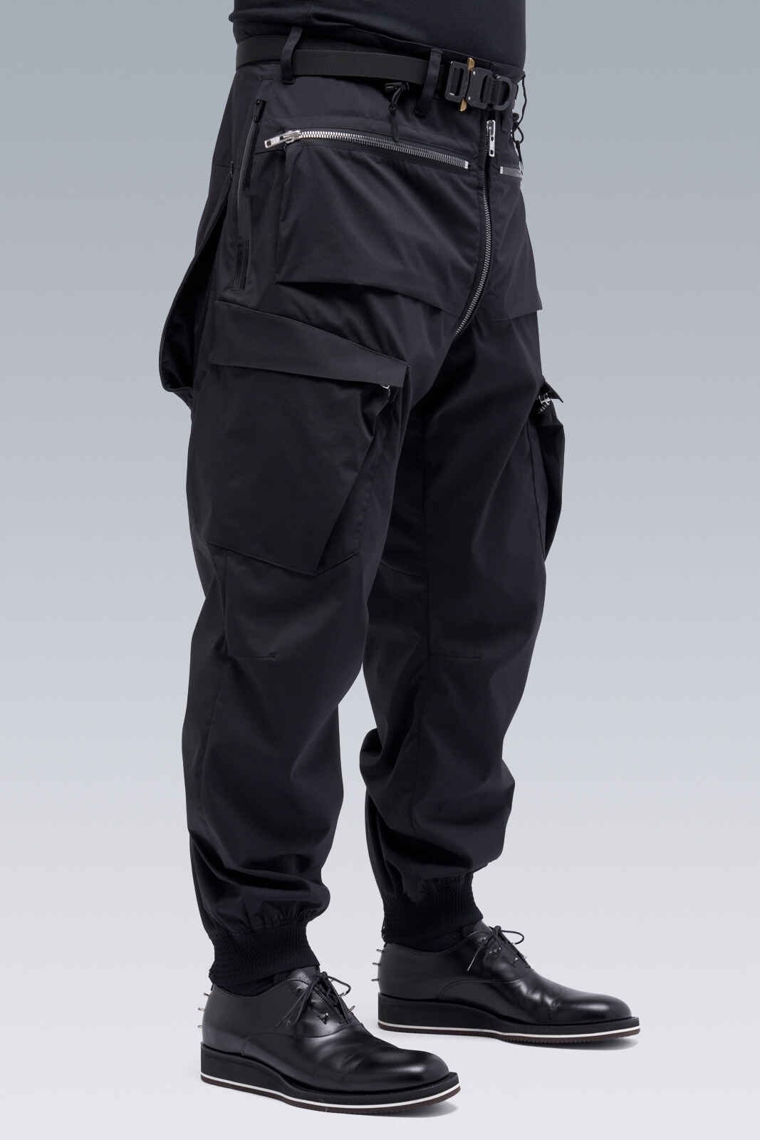 ACRONYM P38-E Encapsulated Nylon Cargo Pant Black | REVERSIBLE