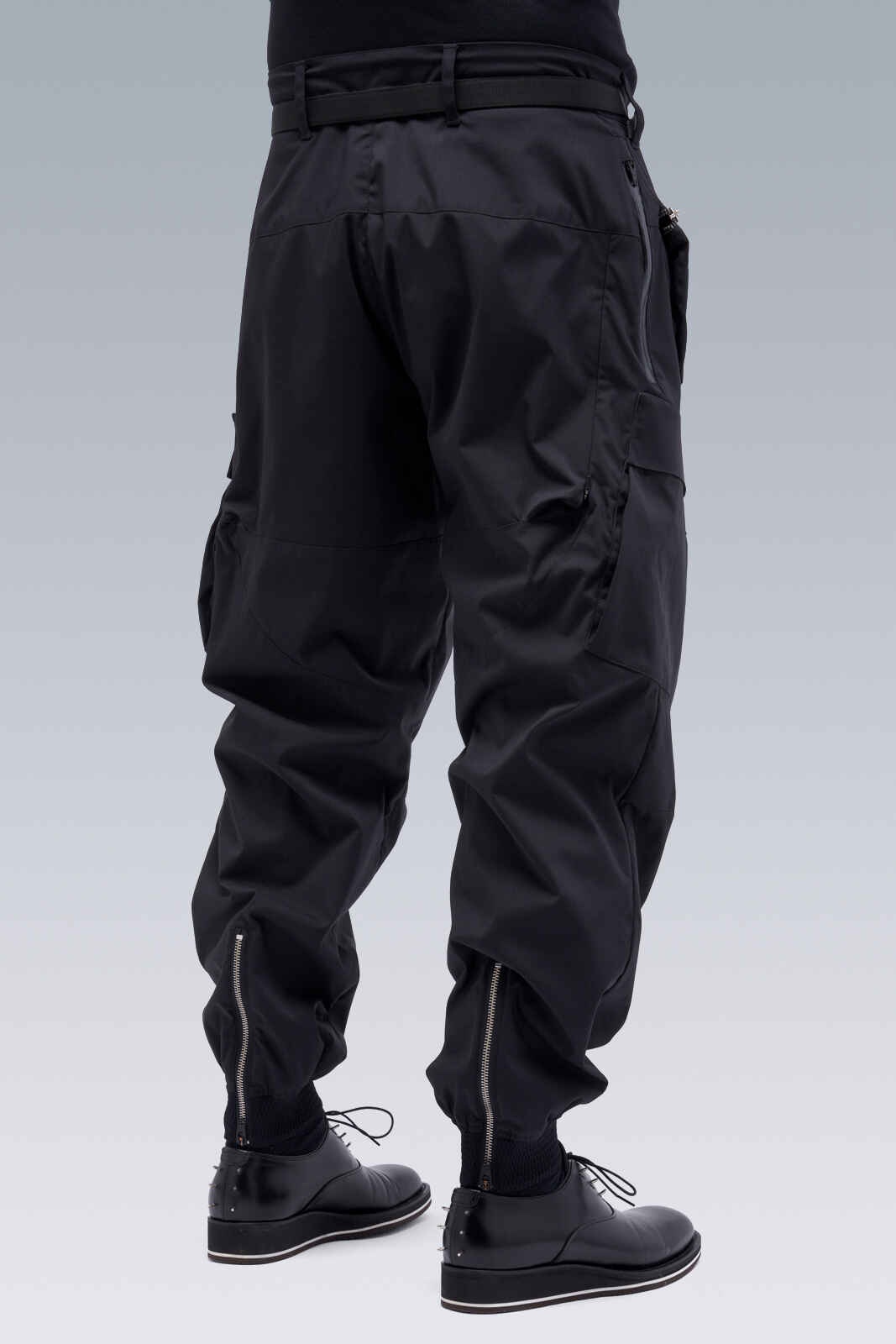 ACRONYM P38-E Encapsulated Nylon Cargo Pant Black | REVERSIBLE