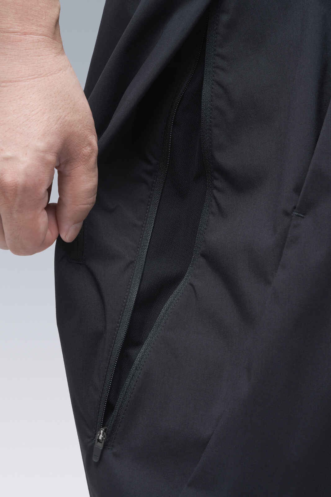 P36-E Encapsulated Nylon Pleated Drawcord Trouser - 12