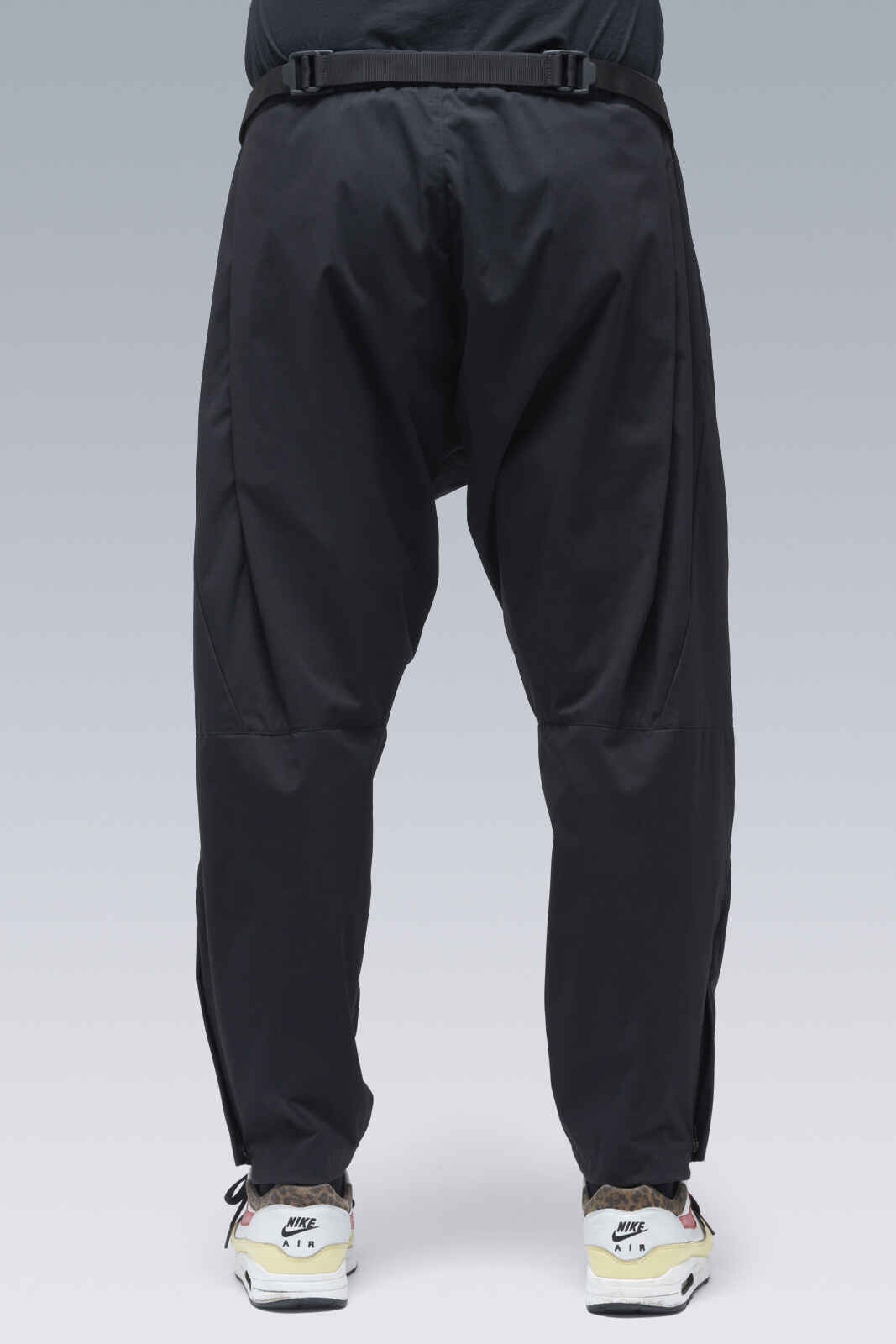 P36-E Encapsulated Nylon Pleated Drawcord Trouser - 14