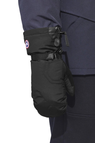 Canada Goose ARCTIC DOWN MITTS outlook