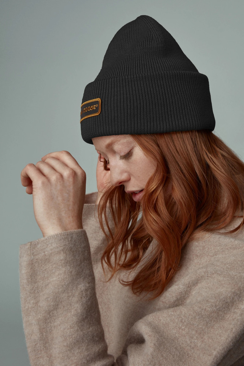 Canada Goose EMBLEM TOQUE outlook