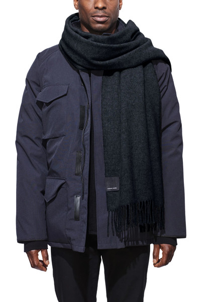 Canada Goose SOLID WOVEN SCARF outlook
