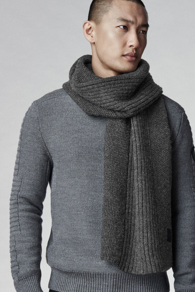 Canada Goose TEXTURED KNIT SCARF outlook