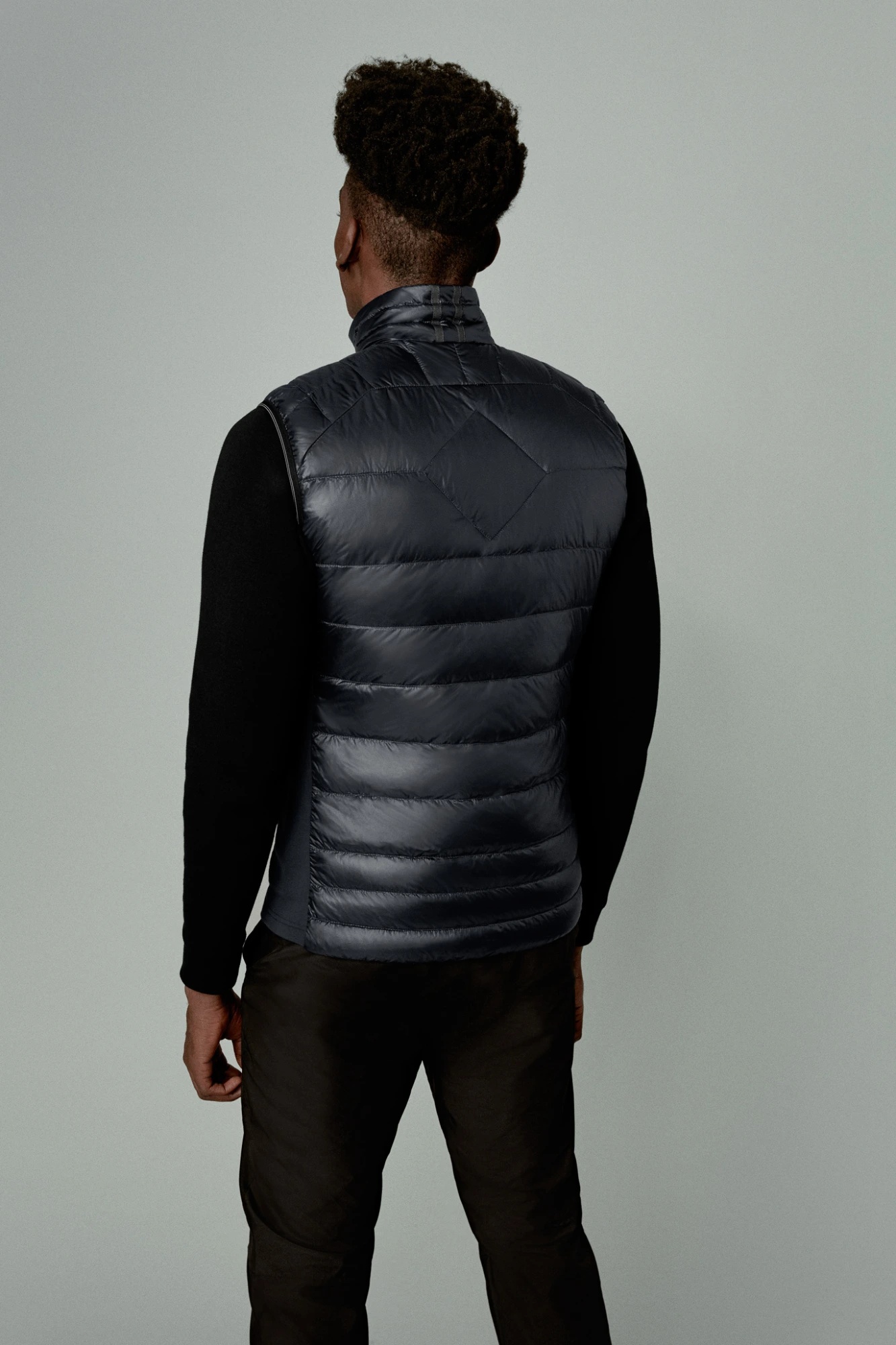  ＊Hybridge Lite Tech Down Vest＊ダウンベスト Canada Goose: Black HyBridge Lite Tech Down Vest | SSENSE