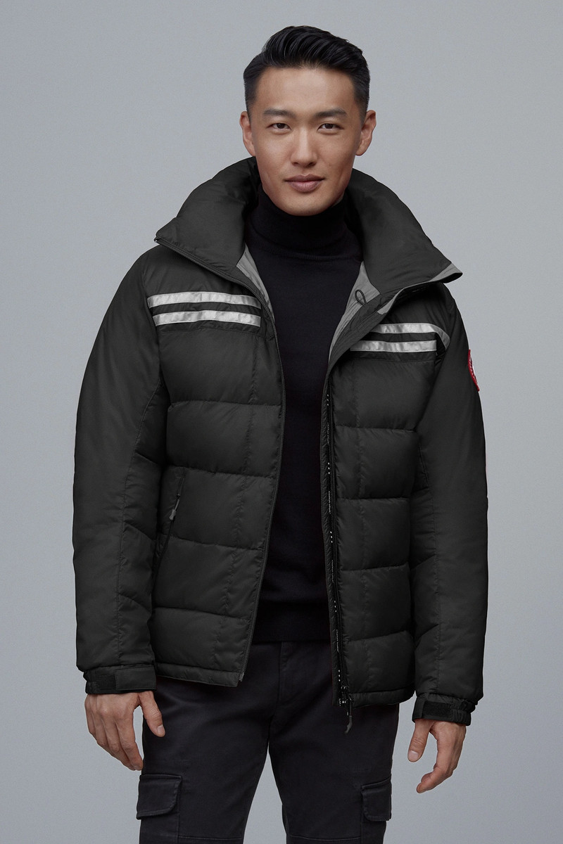 Canada Goose SUMMIT JACKET outlook