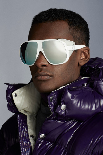 Moncler Diffractor outlook