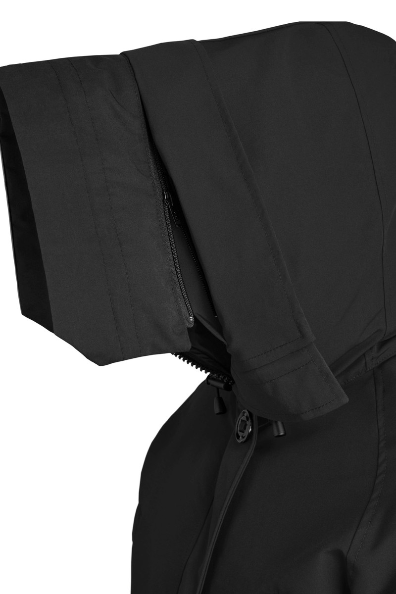 Canada Goose CHILLIWACK BOMBER WITH HOOD TRIM outlook