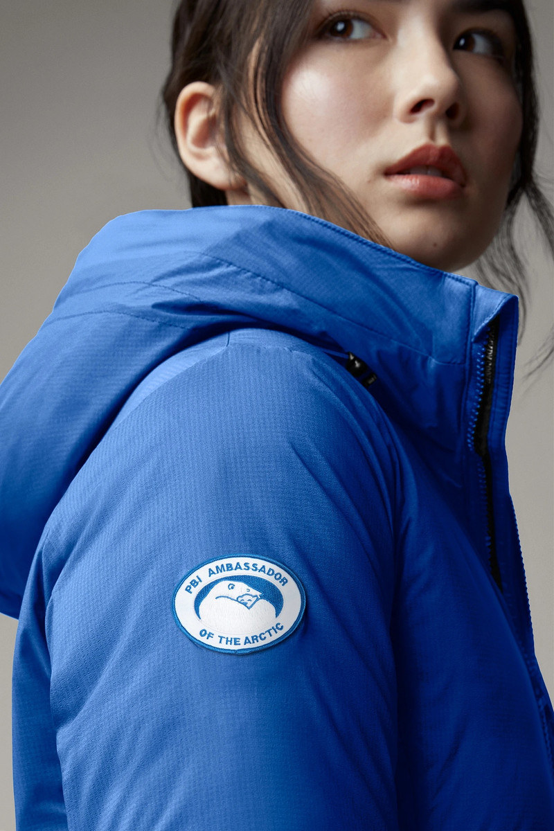 Canada Goose WOMEN'S PBI CAMP DOWN HOODY MATTE FINISH outlook