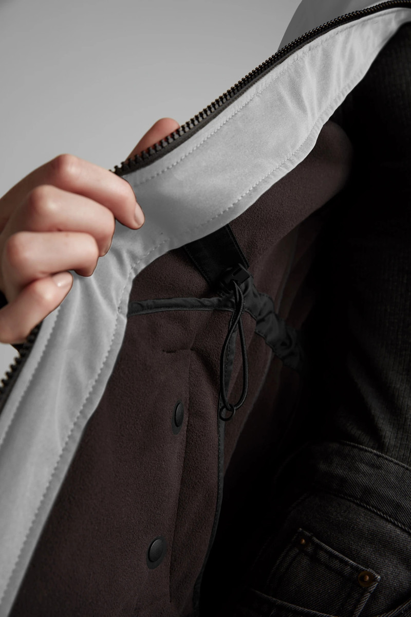 Canada Goose AVERY JACKET outlook