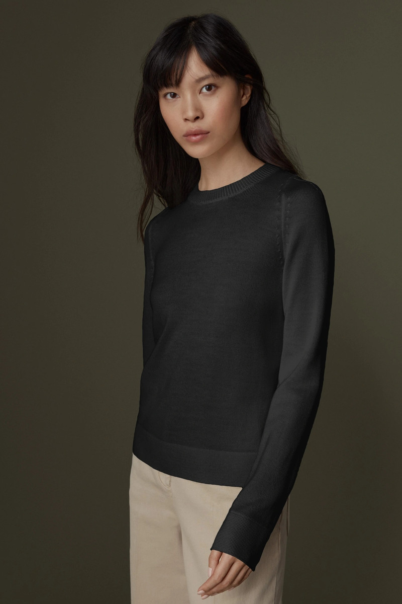 Canada Goose SATURNA CREWNECK WORDMARK outlook
