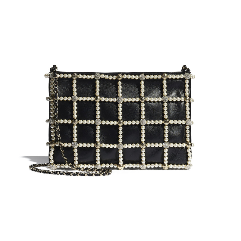 CHANEL Clutch outlook