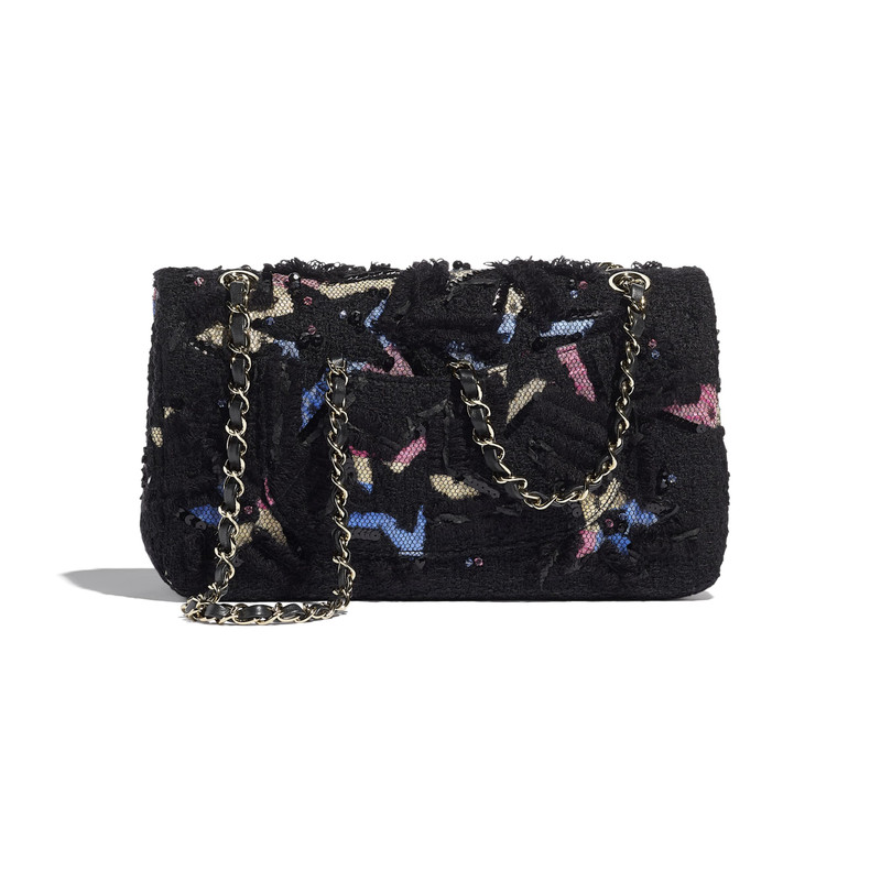 CHANEL Classic Handbag outlook