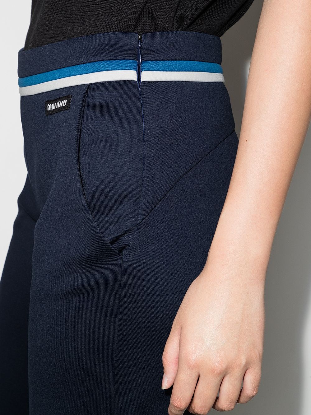 stripe-detail logo-patch tailored trousers - 7