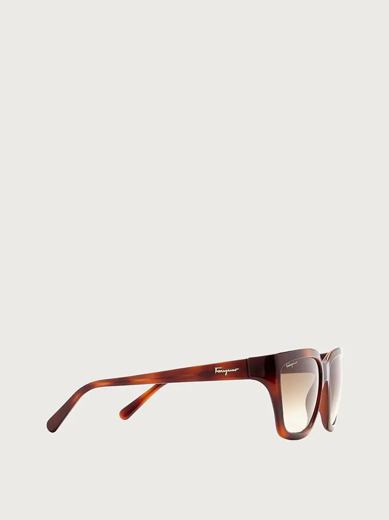 FERRAGAMO SUNGLASSES outlook