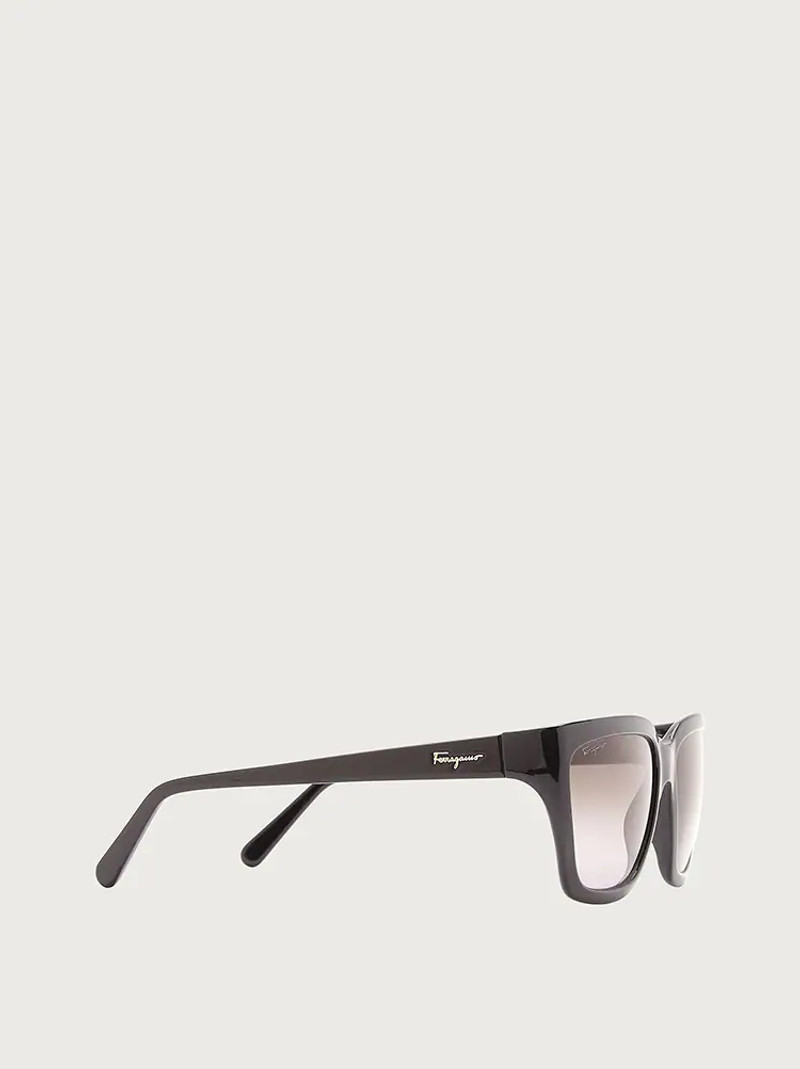 FERRAGAMO SUNGLASSES outlook