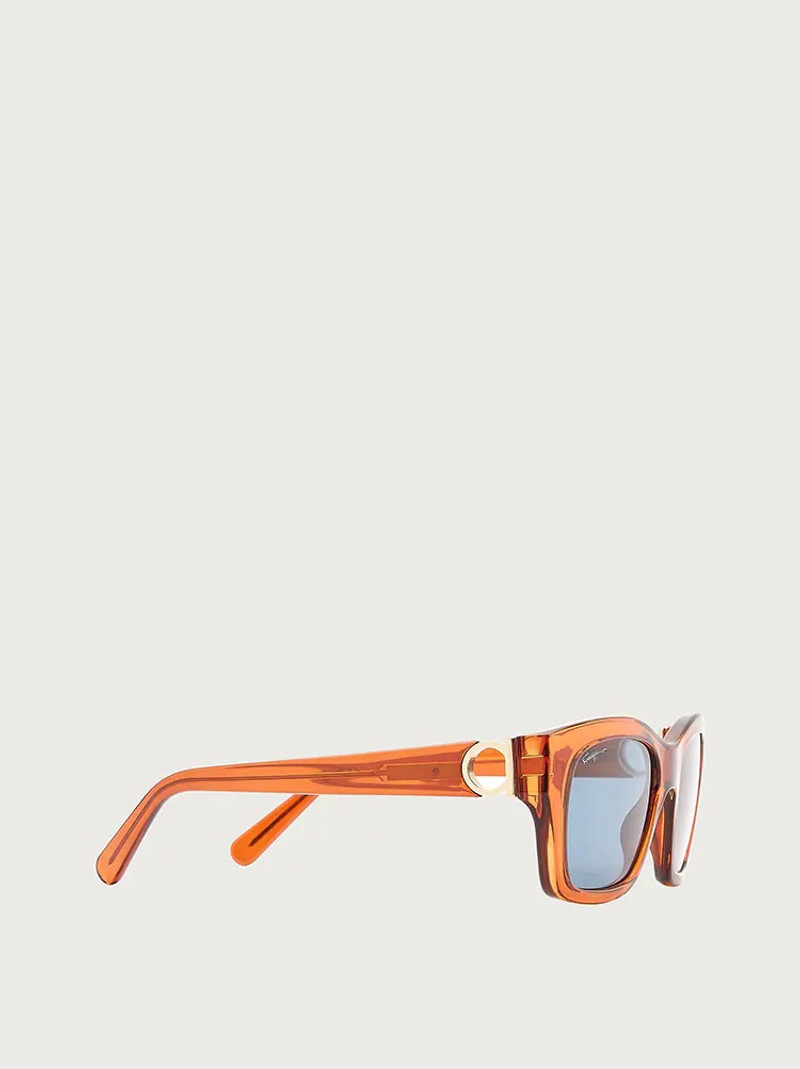 FERRAGAMO SUNGLASSES outlook