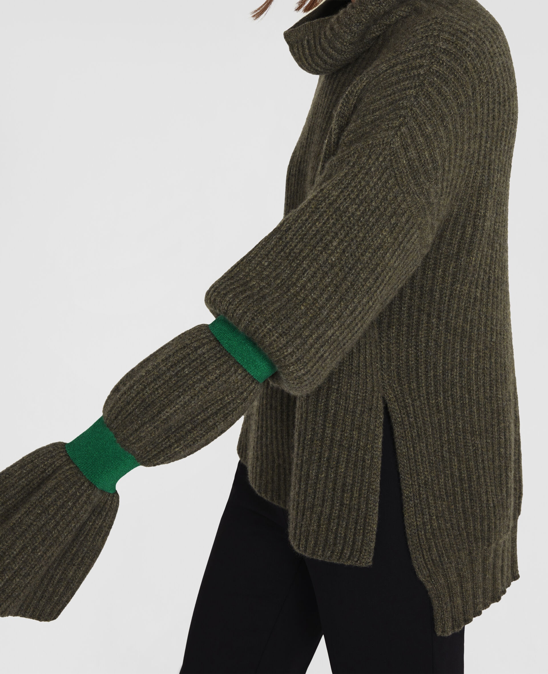 Soft Volume Sweater - 4