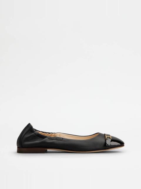 Tod's BALLERINAS IN LEATHER - BLACK