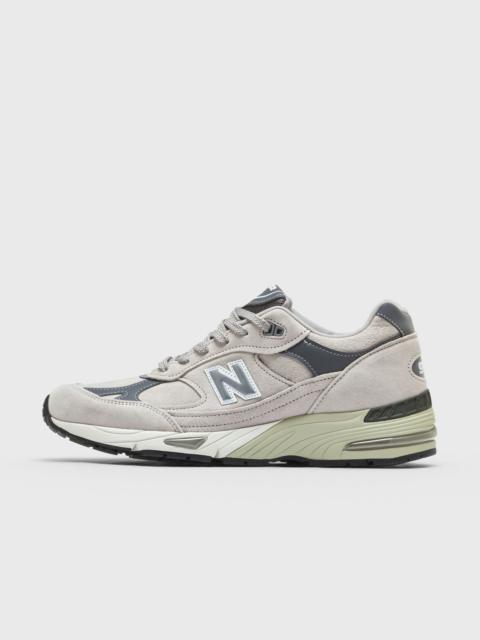 New Balance 991