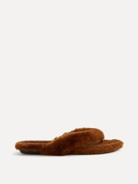LE MONDE BÉRYL Flat Thong / Legno Shearling