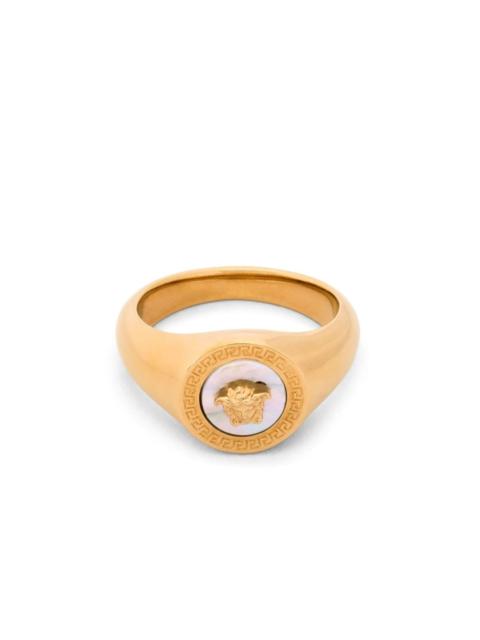 Icon signet ring