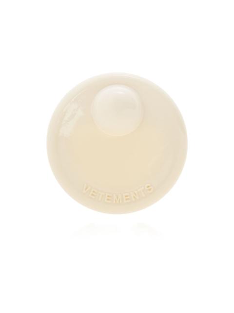 VETEMENTS embossed-logo brooch