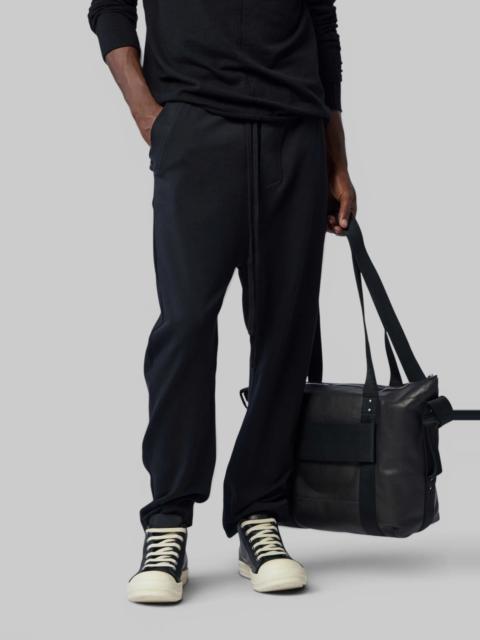 thom/krom M ST 526