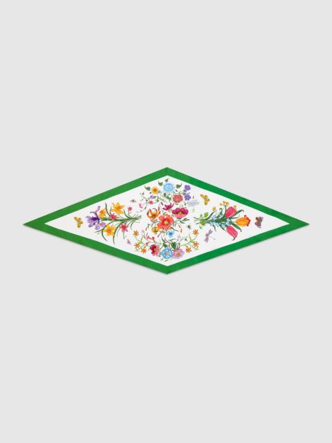 GUCCI Printed silk twill diamond scarf