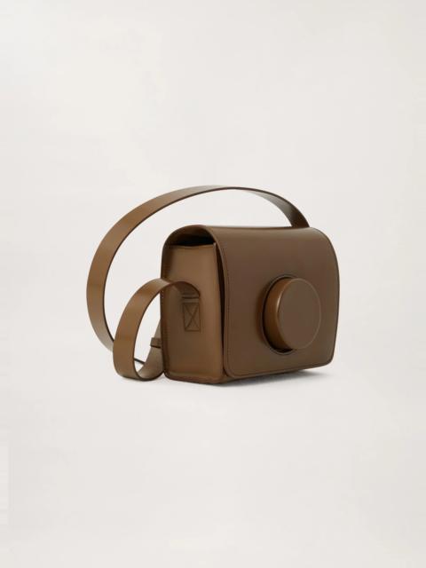 Lemaire CAMERA BAG
VEGETAL TANNED LEATHER
