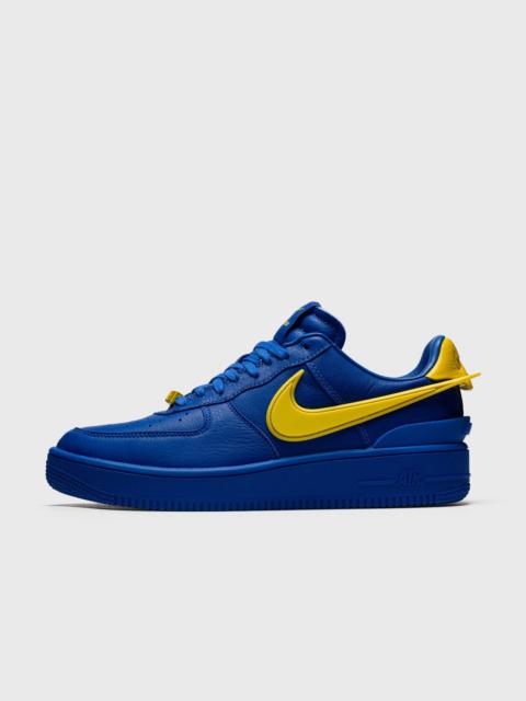 Nike AIR FORCE 1 LOW SP