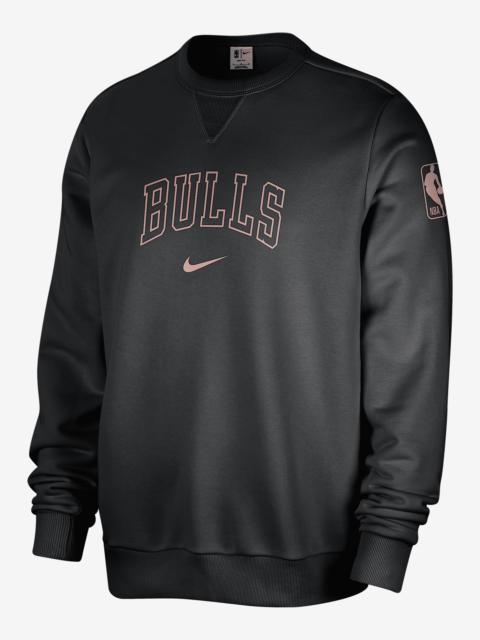 Nike Chicago Bulls Standard Issue Men's Nike Dri-FIT NBA Crew-Neck Sweatshirt