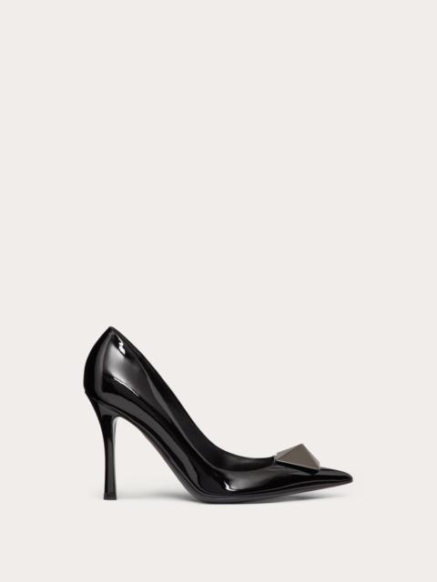 ONE STUD PATENT LEATHER PUMP 100 MM