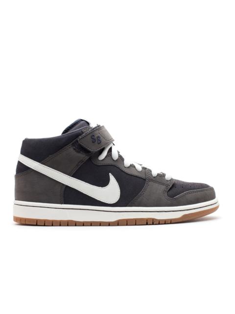 DUNK MID PRO SB