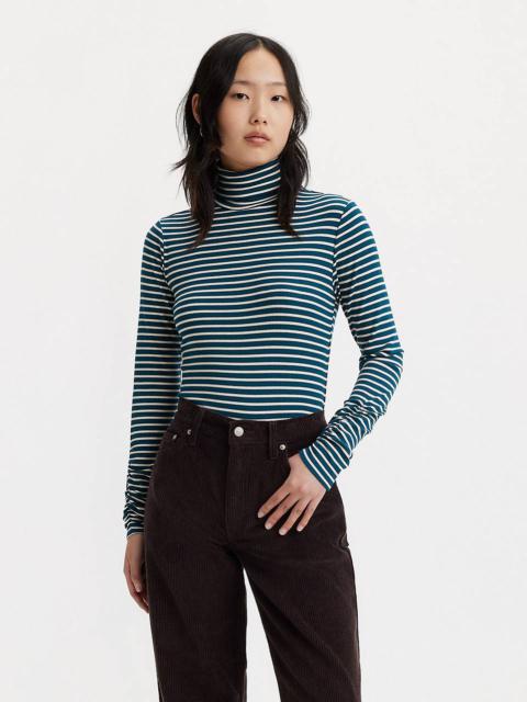 RUCHED TURTLENECK TOP