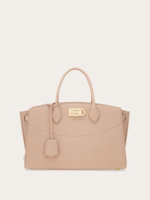 FERRAGAMO New Ferragamo Studio Soft bag (L)