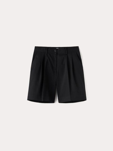 Totême Pleated cotton-twill shorts black