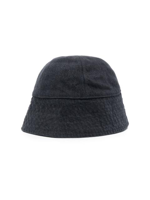 buckle-embellished bucket hat