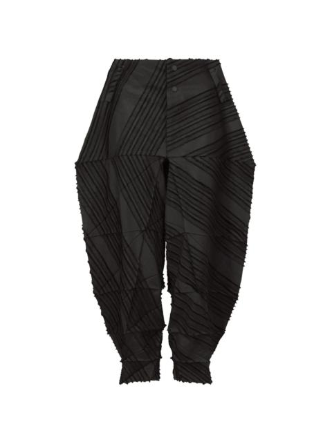 132 5. ISSEY MIYAKE NO.1 JACQUARD PANTS