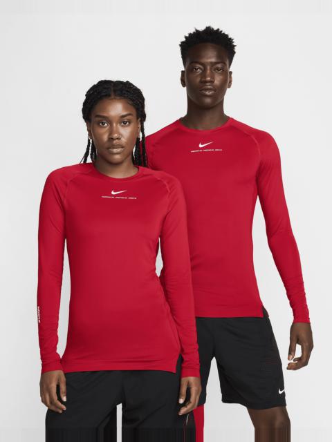 Nike NOCTA 남자의 긴 소매 기본적인 층 농구 정상